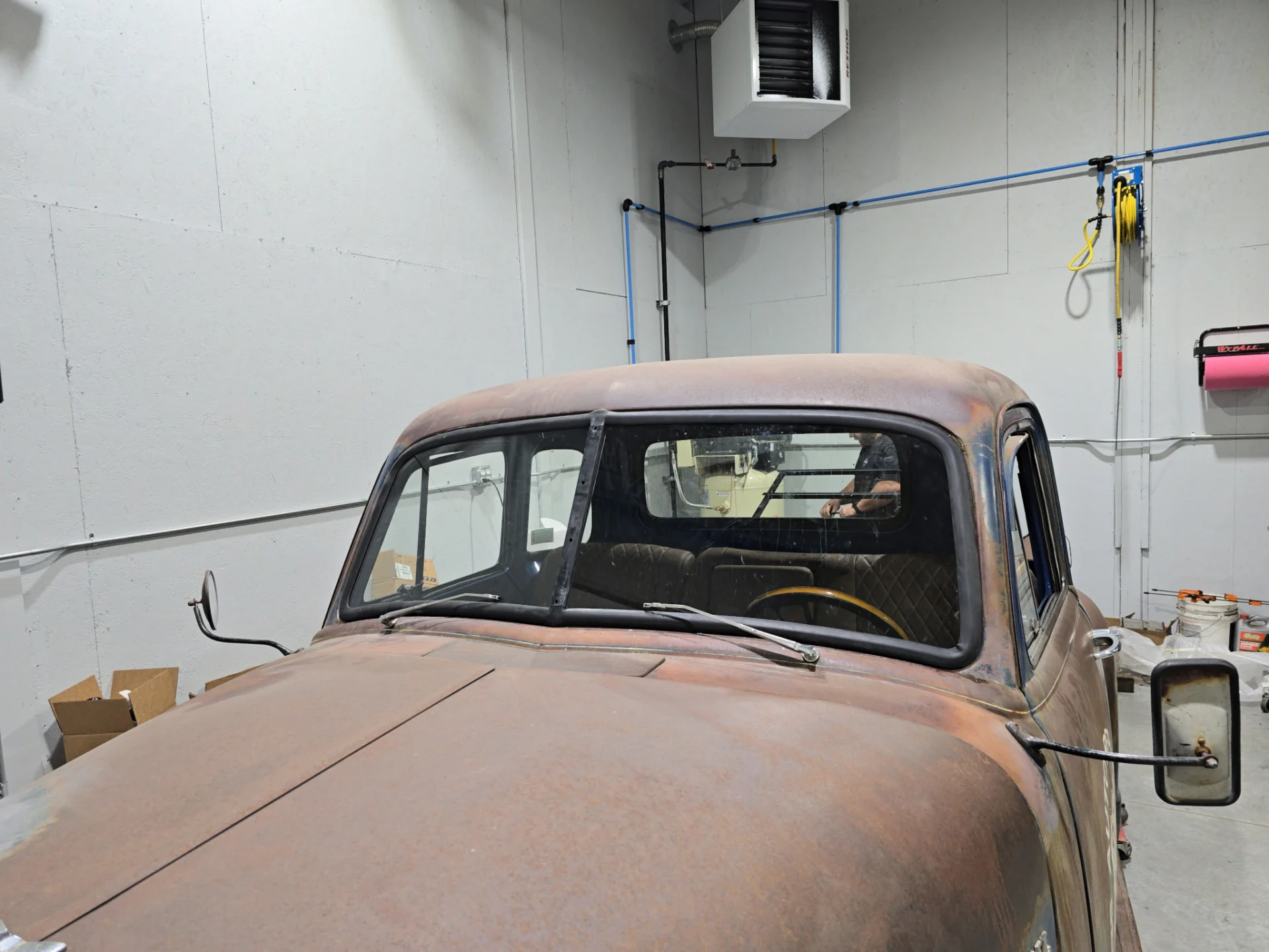 Roy, UT Classic Truck Window Replacement – Absolute Auto Glass